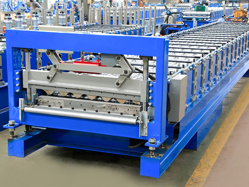 Macchine per la formatura di rotoli di fogli ondulati ad alta precisione tipo 780